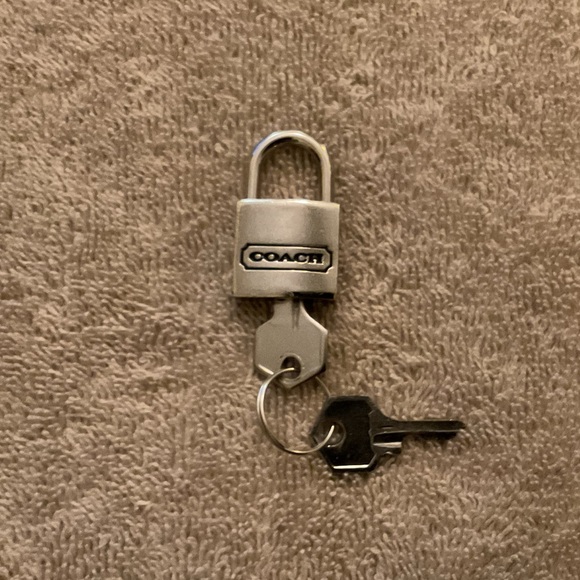 Coach Silver Functioning Padlock w/ Two Original Keys — Awesome Accent/Bag Charm - Picture 2 of 5